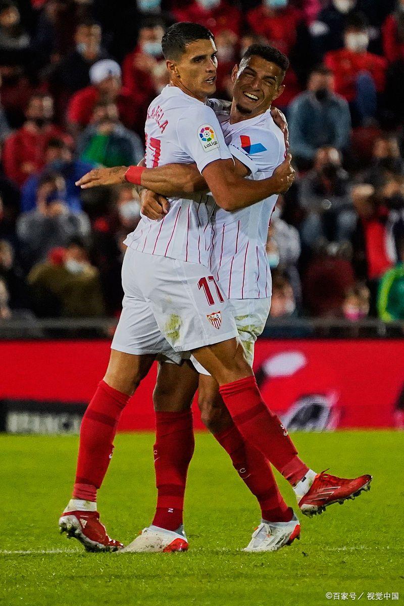 开云APP-塞维利亚客场获胜，豪取三分