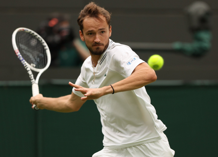 欧洲网球队力克英国网球队，梅德韦杰夫送出助攻的简单介绍